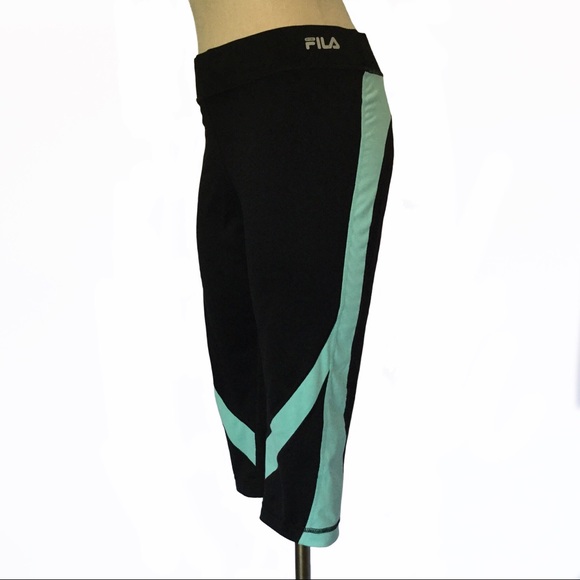 FILA Athletic Workout Skimmers/Capris! - Picture 5 of 7